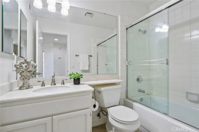 43 Cedarlake 88, Irvine, CA 92614