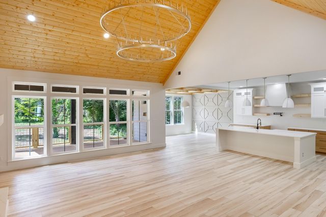 1706 Ray Jo Circle, Chattanooga, TN 37421