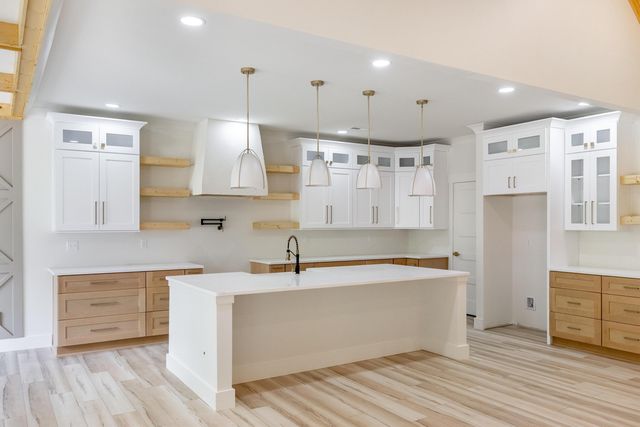 1706 Ray Jo Circle, Chattanooga, TN 37421