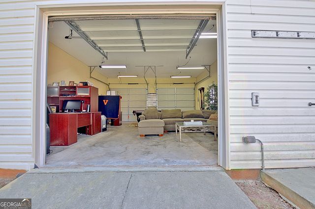 145 Old Plantation Way, Fayetteville, GA 30214