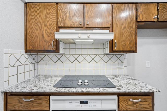 8724 Tracy Drive, Oklahoma City, OK 73132