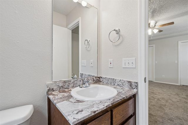 8724 Tracy Drive, Oklahoma City, OK 73132