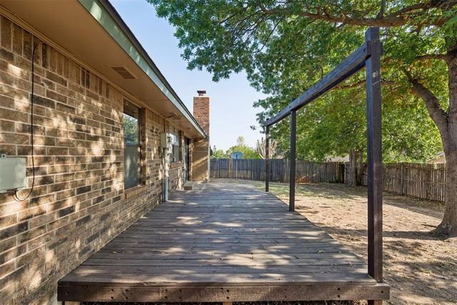 8724 Tracy Drive, Oklahoma City, OK 73132