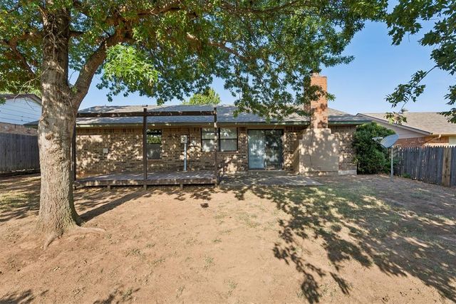 8724 Tracy Drive, Oklahoma City, OK 73132