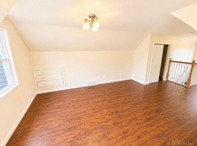 621 Bradley Avenue, Flint, MI 48503
