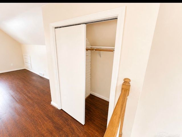 621 Bradley Avenue, Flint, MI 48503