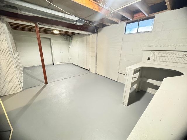 621 Bradley Avenue, Flint, MI 48503