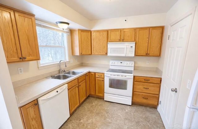 621 Bradley Avenue, Flint, MI 48503