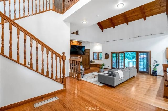 3735 W Woodside, Visalia, CA 93291