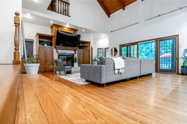 3735 W Woodside, Visalia, CA 93291