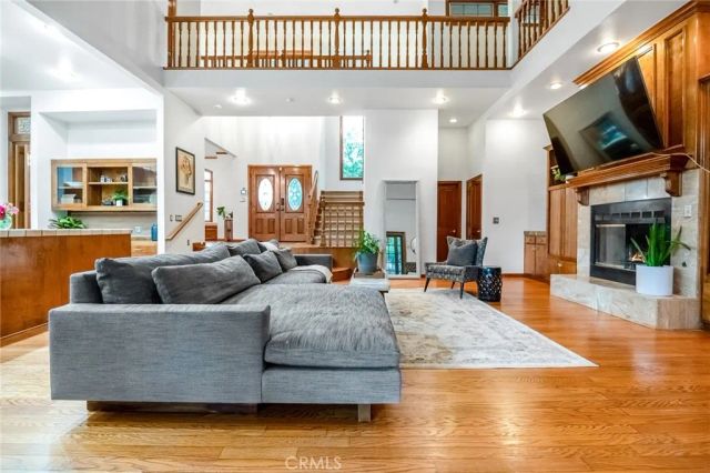 3735 W Woodside, Visalia, CA 93291