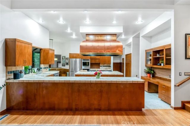 3735 W Woodside, Visalia, CA 93291