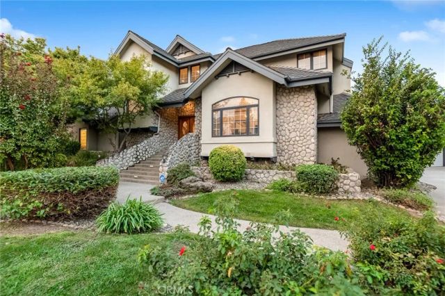 3735 W Woodside, Visalia, CA 93291