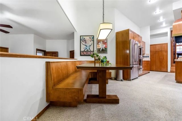 3735 W Woodside, Visalia, CA 93291