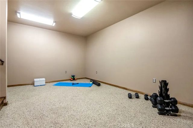 3735 W Woodside, Visalia, CA 93291