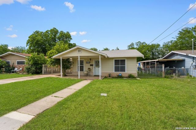 3627 W Poplar St, San Antonio, TX 78228