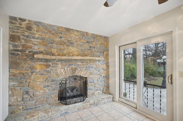 1611 Columbia Ave, Columbia, TN 38401