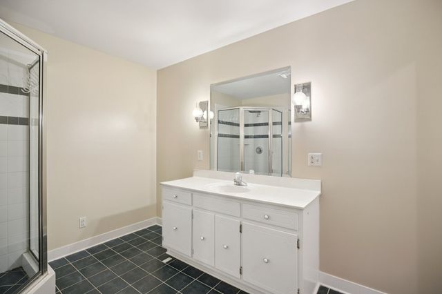 1611 Columbia Ave, Columbia, TN 38401