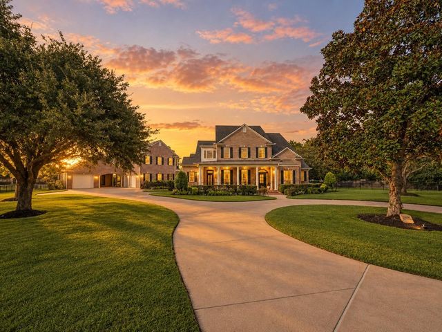 2830 Garcitas Creek, Richmond, TX 77406