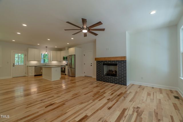 206 Goose Lane, Mebane, NC 27302