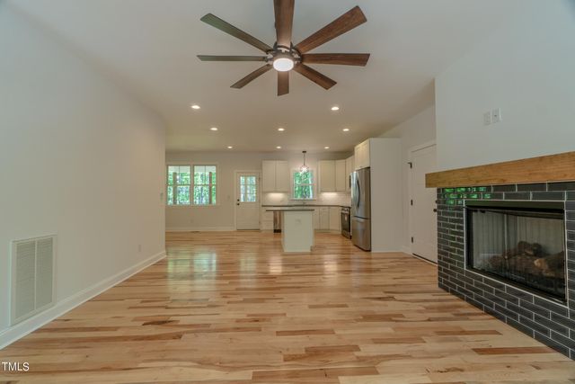 206 Goose Lane, Mebane, NC 27302