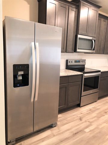 1901 Dahlia Way, Princeton, TX 75407