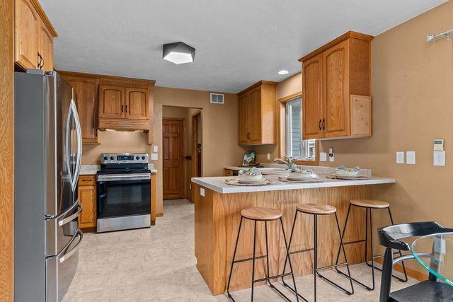 W5894 SWEET CLOVER DRIVE, Appleton, WI 54915