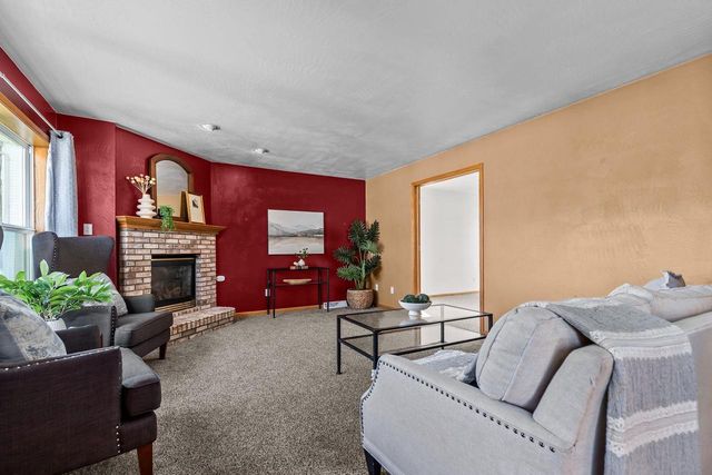 W5894 SWEET CLOVER DRIVE, Appleton, WI 54915
