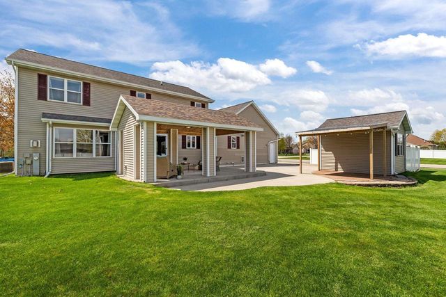 W5894 SWEET CLOVER DRIVE, Appleton, WI 54915