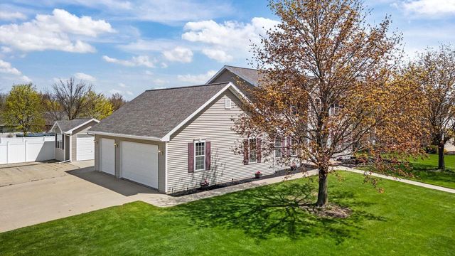 W5894 SWEET CLOVER DRIVE, Appleton, WI 54915