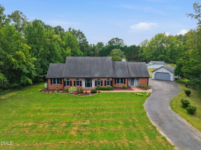 5601 Sky Lane Drive, Durham, NC 27704