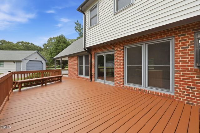 5601 Sky Lane Drive, Durham, NC 27704