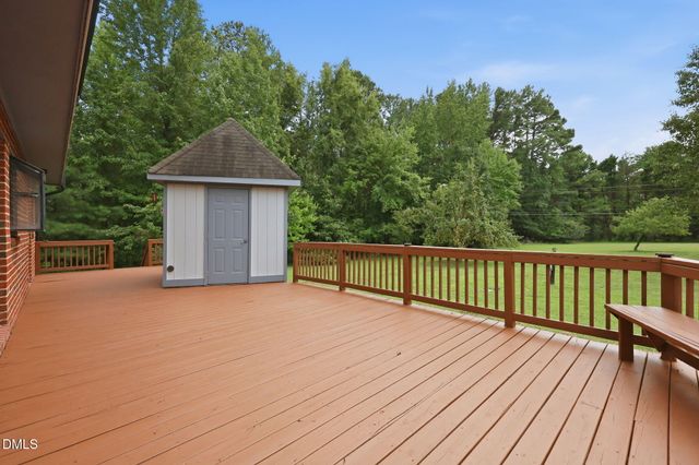 5601 Sky Lane Drive, Durham, NC 27704