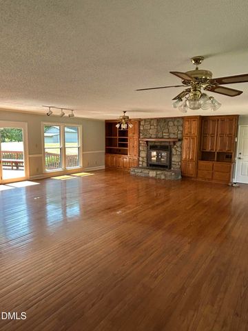 5601 Sky Lane Drive, Durham, NC 27704