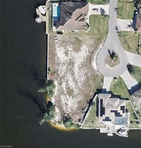 3006 NW 43rd PL, Cape Coral, FL 33993