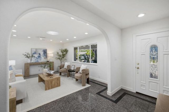10435 Pineville Avenue, Cupertino, CA 95014
