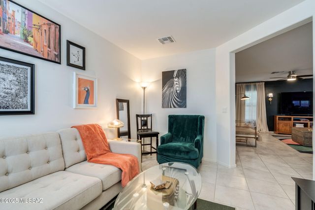 6697 S Villanova Avenue, Tucson, AZ 85756