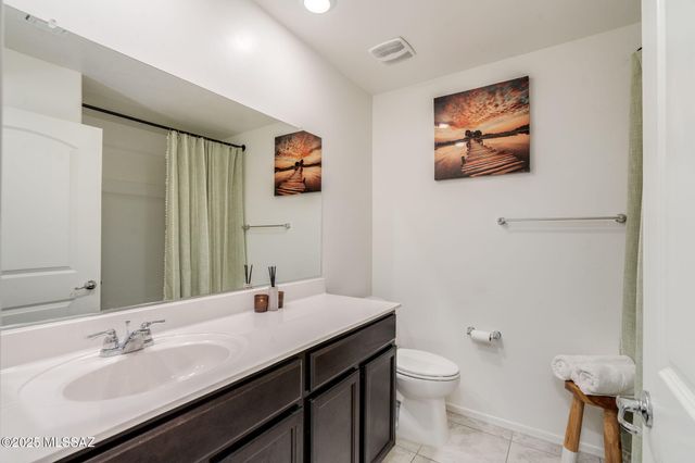 6697 S Villanova Avenue, Tucson, AZ 85756