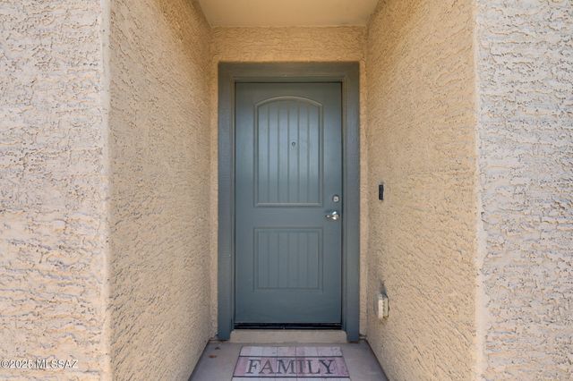 6697 S Villanova Avenue, Tucson, AZ 85756