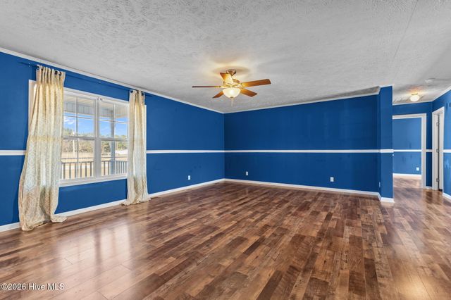 254 Gaston Drive, Bladenboro, NC 28320