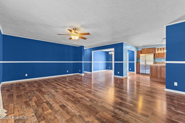 254 Gaston Drive, Bladenboro, NC 28320