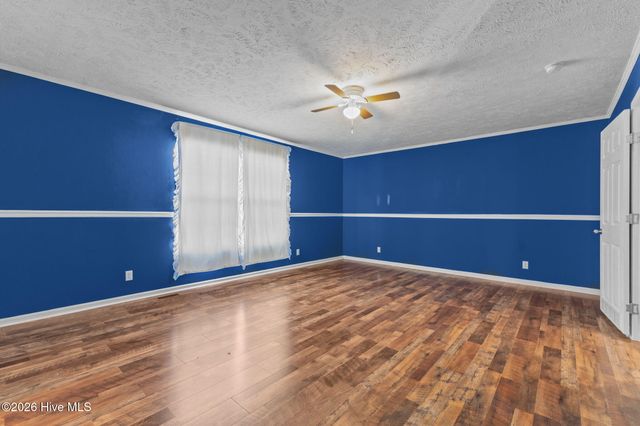 254 Gaston Drive, Bladenboro, NC 28320