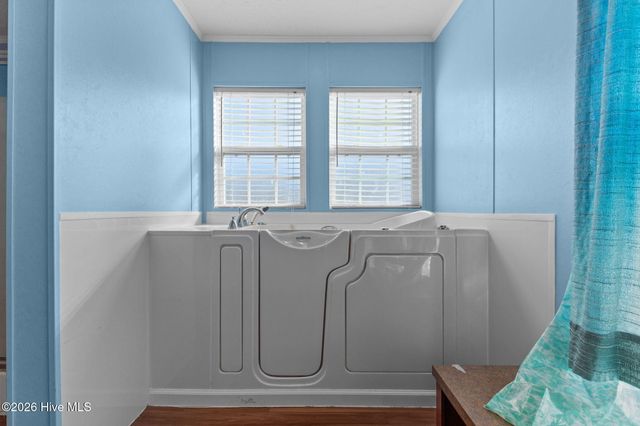 254 Gaston Drive, Bladenboro, NC 28320