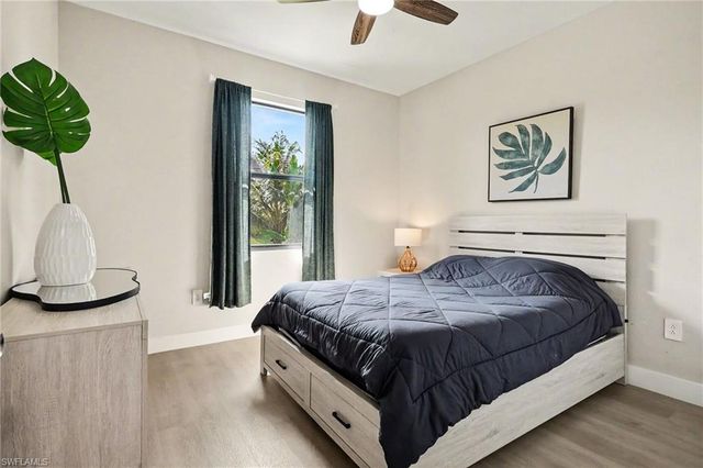 1732 SW 17th AVE, Cape Coral, FL 33991