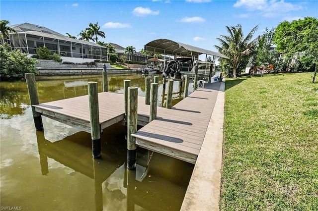 1732 SW 17th AVE, Cape Coral, FL 33991