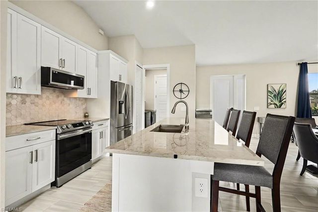 1732 SW 17th AVE, Cape Coral, FL 33991