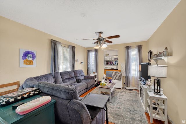 4975 W MCGINNIS LN, West Jordan, UT 84081