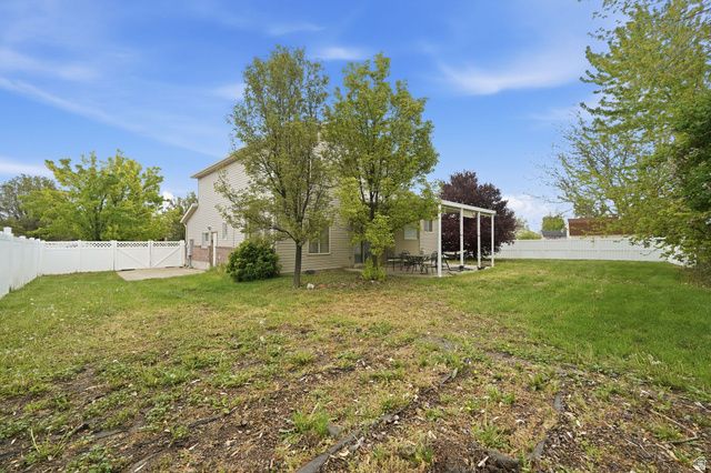 4975 W MCGINNIS LN, West Jordan, UT 84081