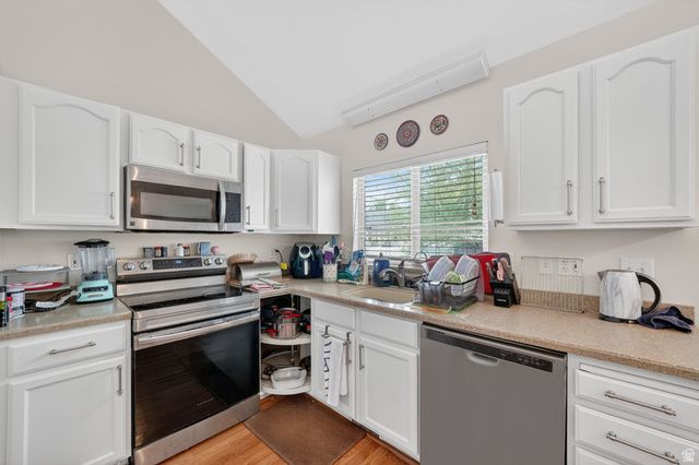 4975 W MCGINNIS LN, West Jordan, UT 84081