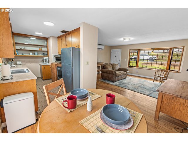 11 Ne NELSON Dr, Pendleton, OR 97801